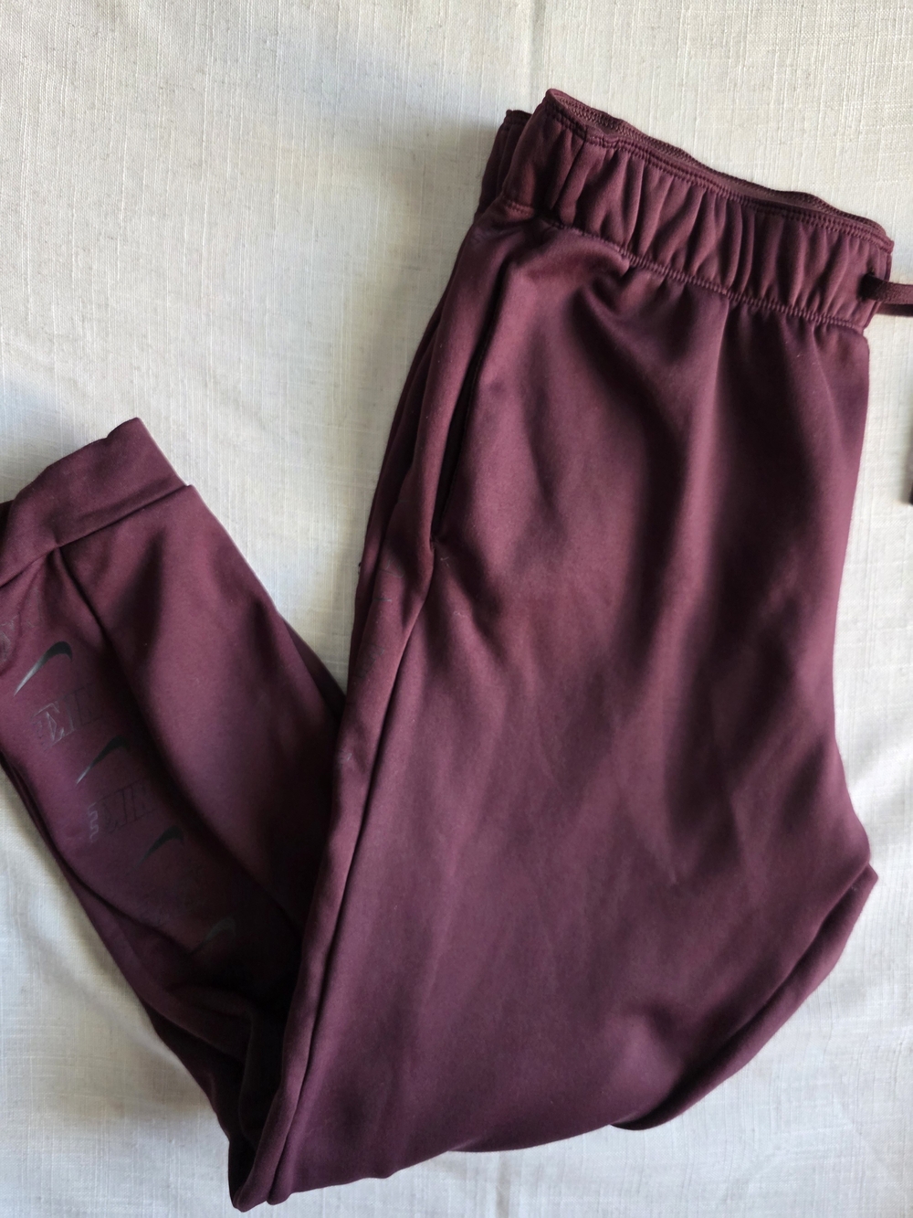 Nike Womens Maroon Jogger Sweatpants, Black Nike Logo, Drawstring Sz Large